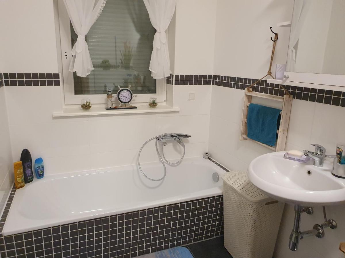 Ferienwohnung Lindenblick Ahrensfelde Esterno foto