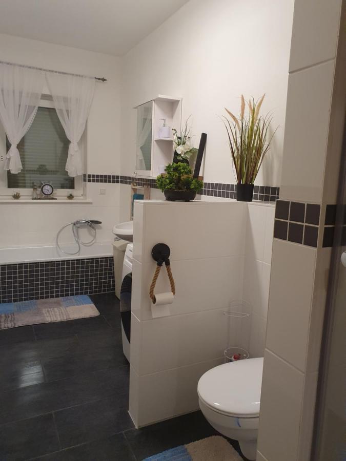 Ferienwohnung Lindenblick Ahrensfelde Esterno foto